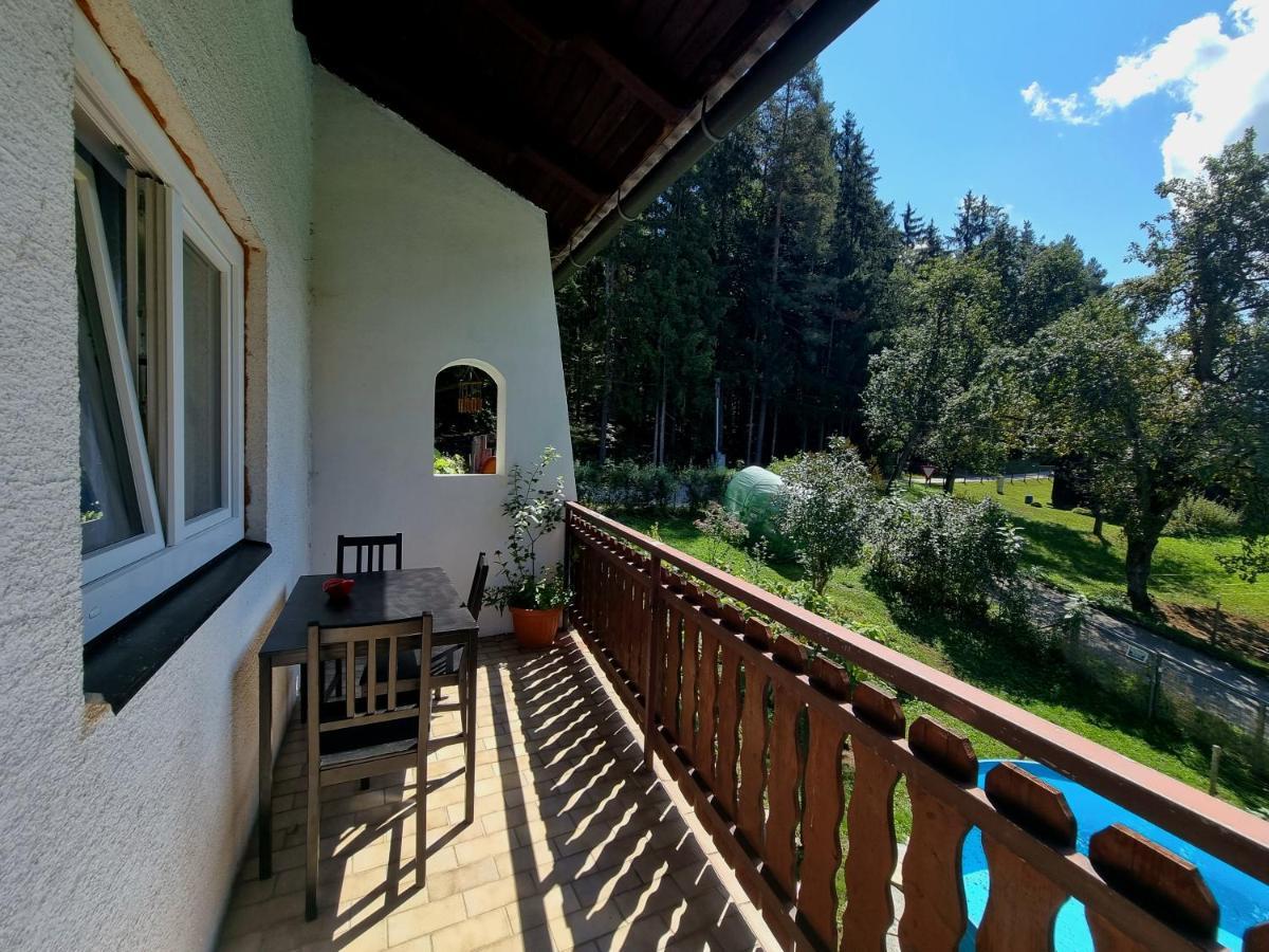 Lovely Spacious Apartment-80M2-Old Style-Tourist Area Rauth Екстер'єр фото